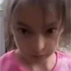 Meet your Posher, Avia